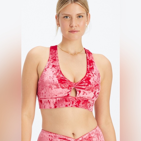 Fabletics Oasis Crushed Velour Twist Sports Bra strawberry red S - Picture 3 of 10